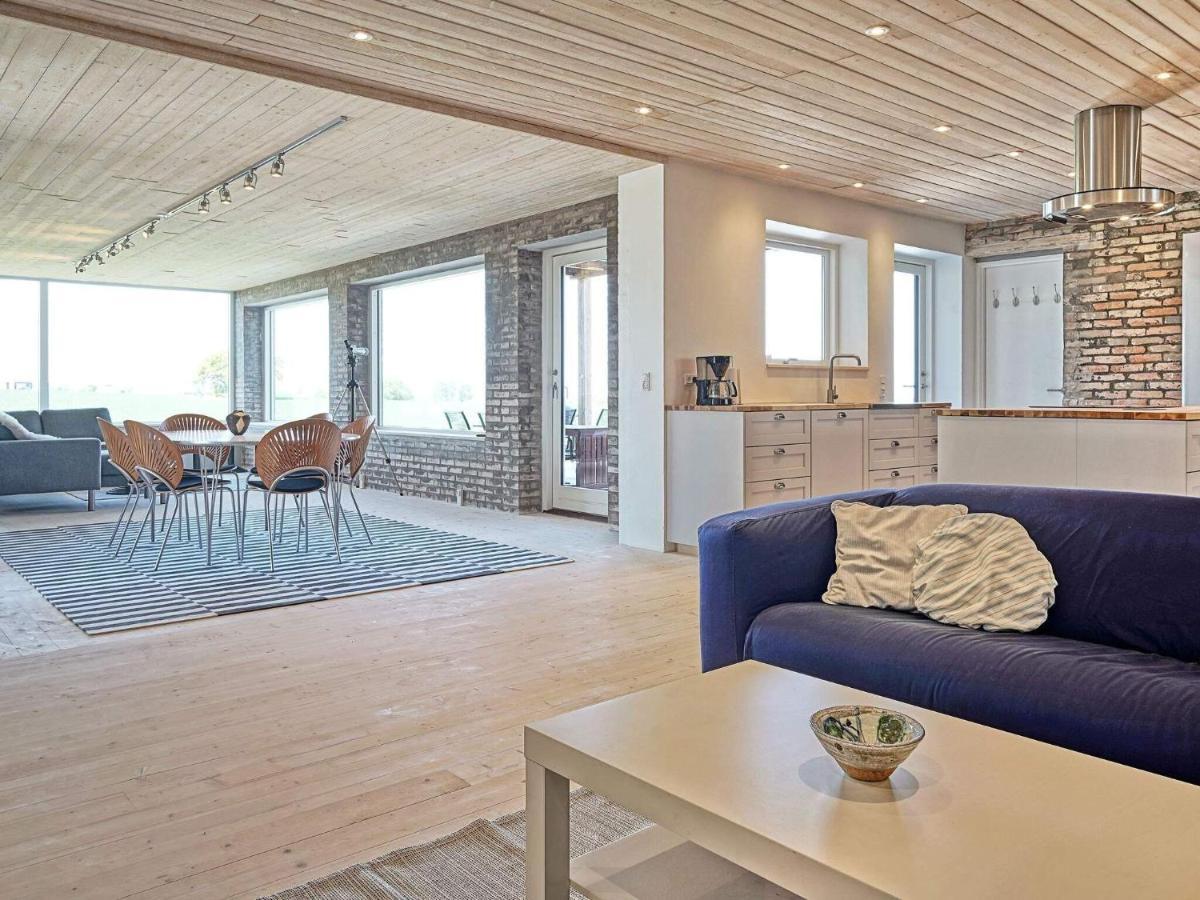 6 Person Holiday Home In Svaneke Exterior foto